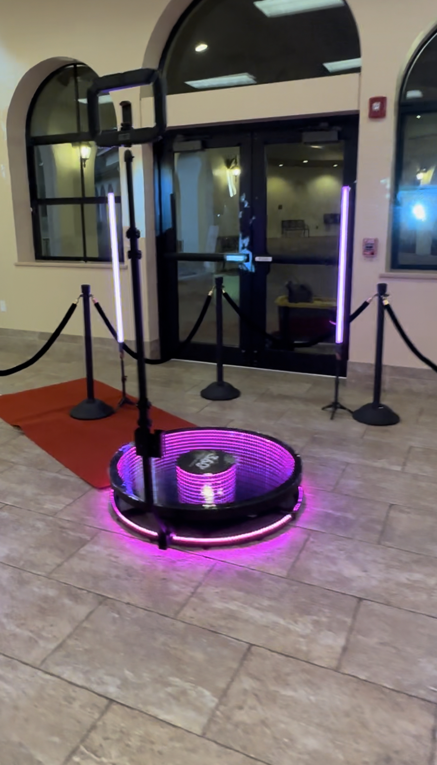 360 Booth {{brizy_dc_image_alt imageSrc=